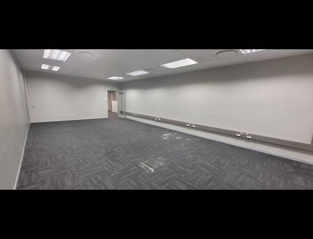 500M² OFFICE TO LET IN NELSPRUIT CENTRAL